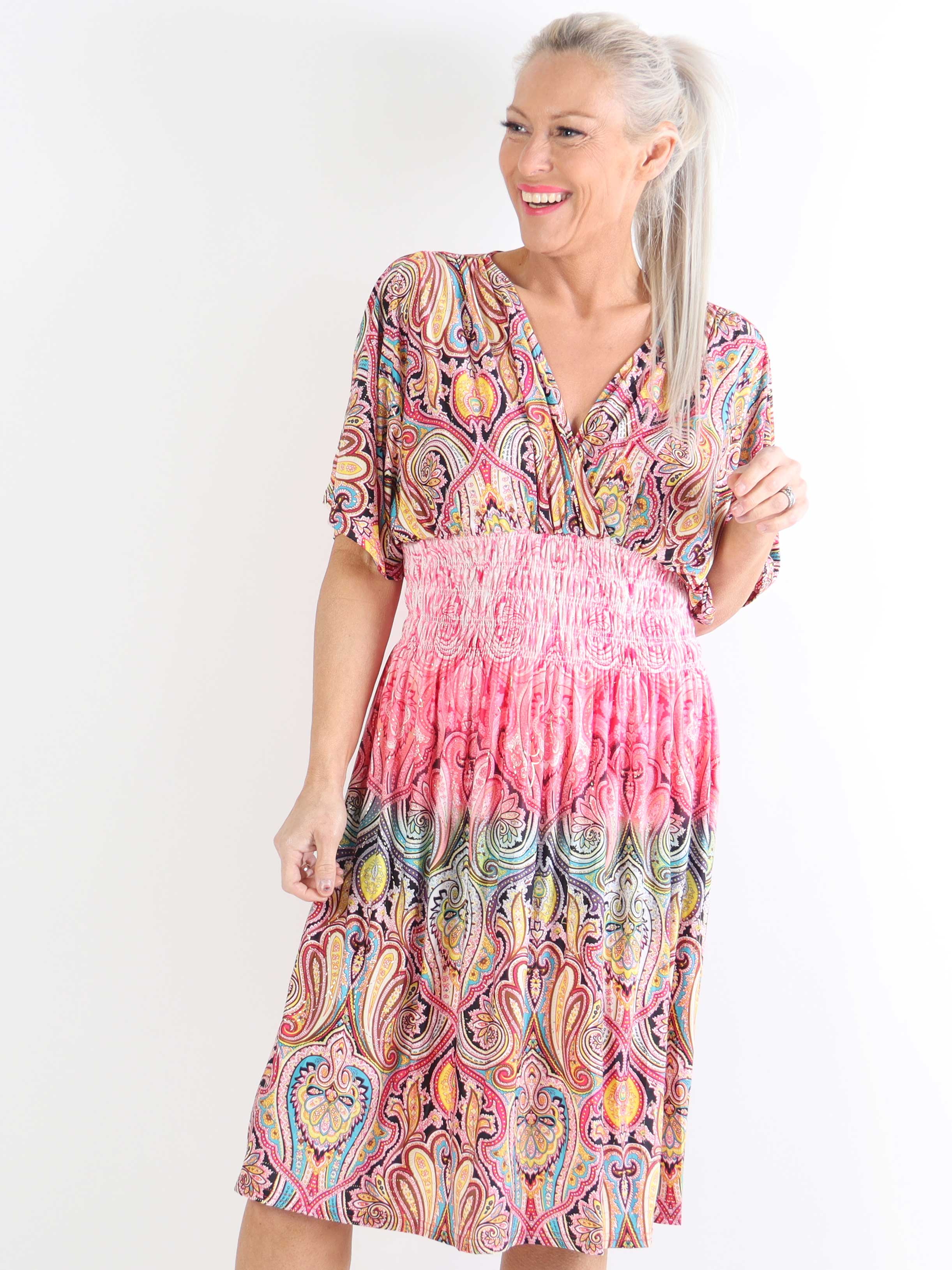 Pams Paisley short S/S - Mønstret elastisk plus size kjole med smock